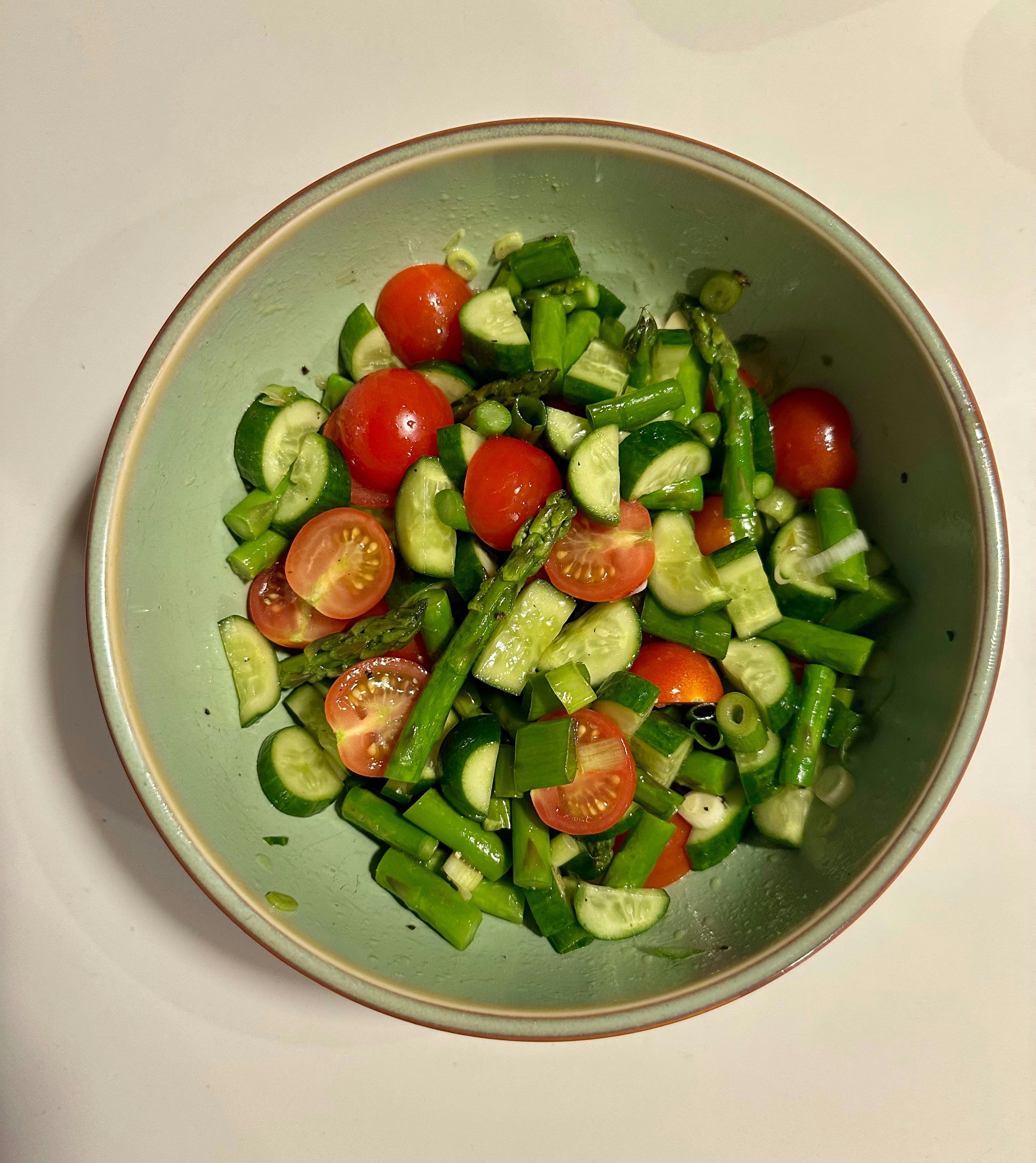 lentesalade met knappirge groenten